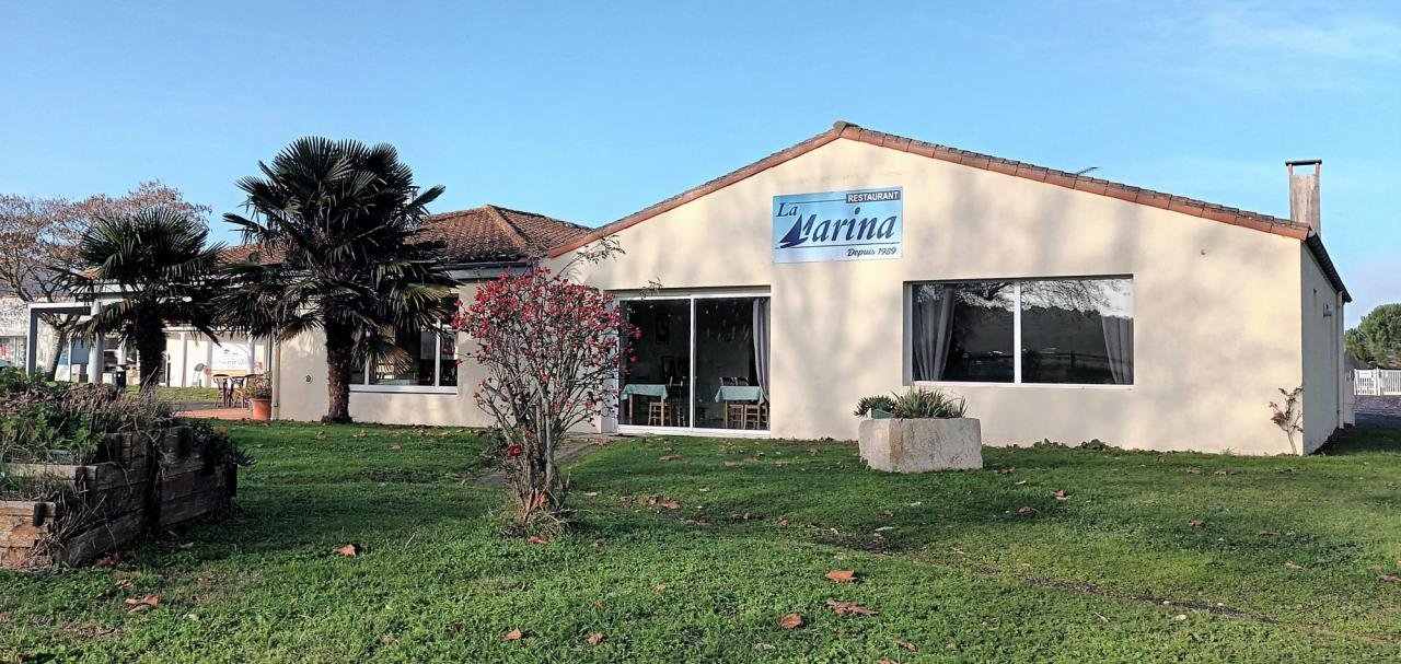 LA MARINA