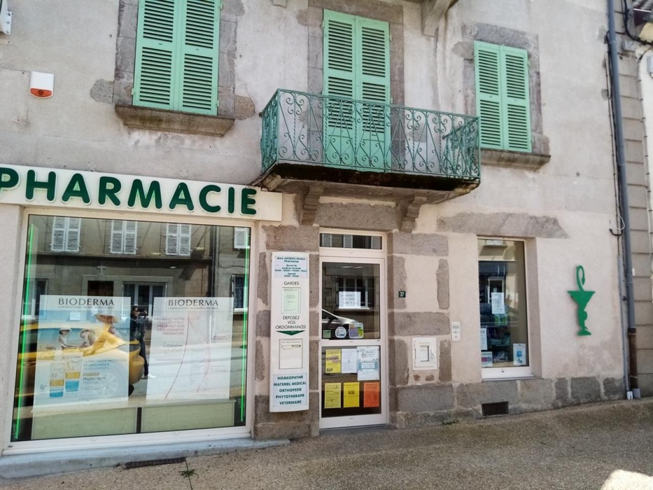 PHARMACIE
