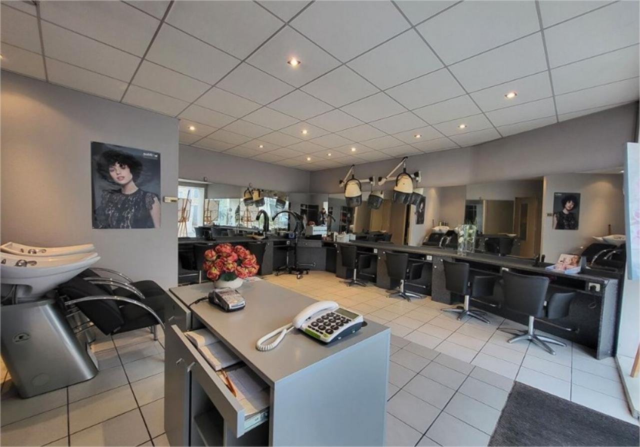 Salon de coiffure à Gan