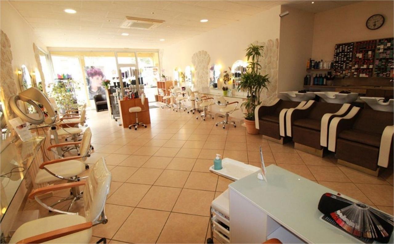 Salon de coiffure à Luisant