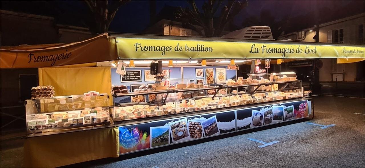 LA FROMAGERIE DE LIVET / FROMAGERIE SUR MARCHÉS